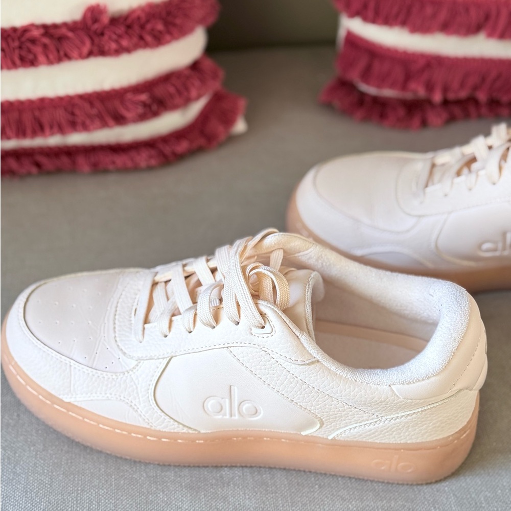ALO Yoga Cream and Tan Sneakers Minimalist Design